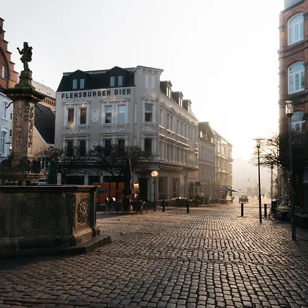 アパート Grosses Mit 2 Balkonen Zentral Am Nordertor