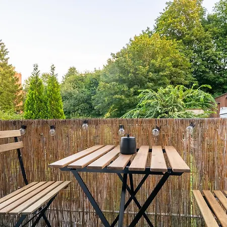 Grosses Mit 2 Balkonen Zentral Am Nordertor Apartmán